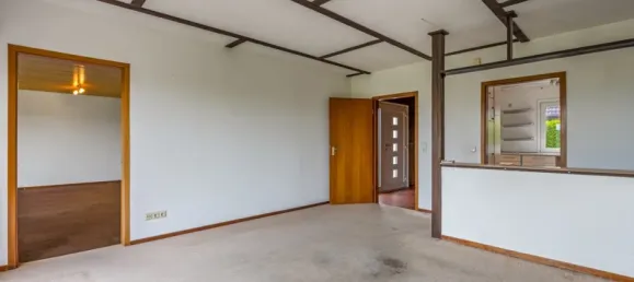 5 bedrooms House in Segeberg, Germany No. 19436 5