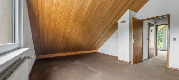 5 bedrooms House in Segeberg, Germany No. 19436 19