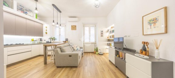3 rooms Apartment in Rome, Italy No. 71124 3