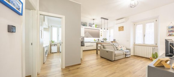 3 rooms Apartment in Rome, Italy No. 71124 27