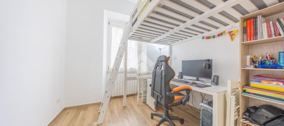 3 rooms Apartment in Rome, Italy No. 71124 13