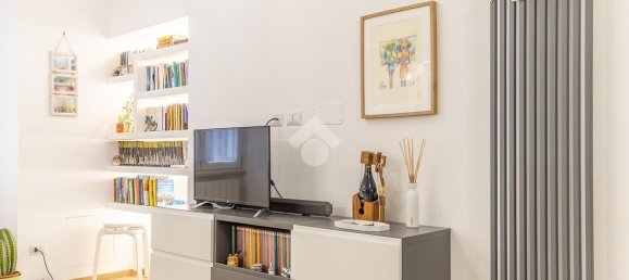 3 rooms Apartment in Rome, Italy No. 71124 9