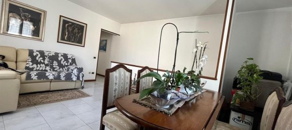 5 rooms House in Ravenna, Italy No. 41196 8