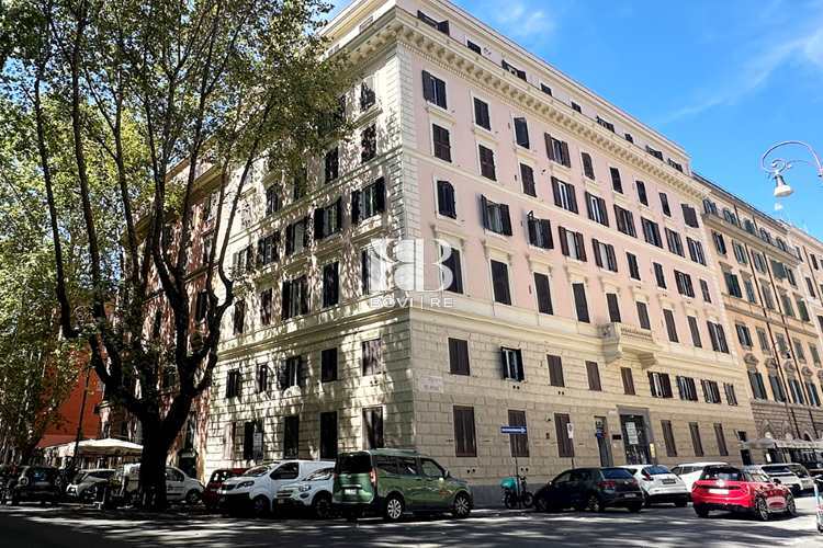 Квартира с 2 спальнями в Рим, Италия № 310907