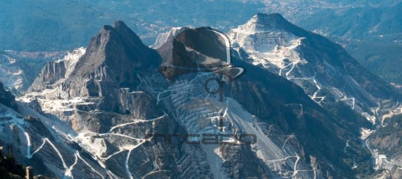 Studio in Carrara, Italy No. 45439 11