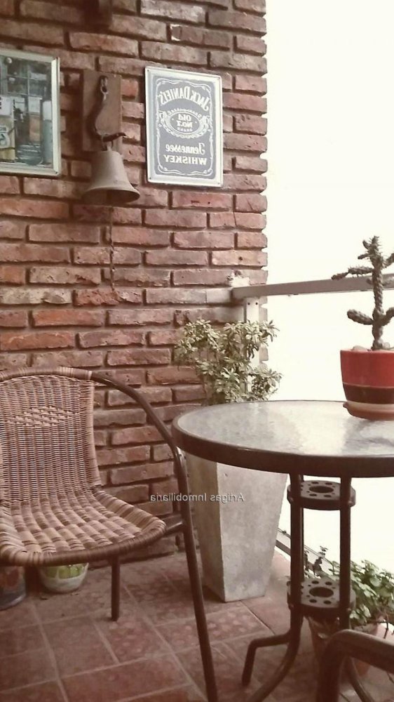 2 bedrooms Apartment in Montevideo, Uruguay No. 621