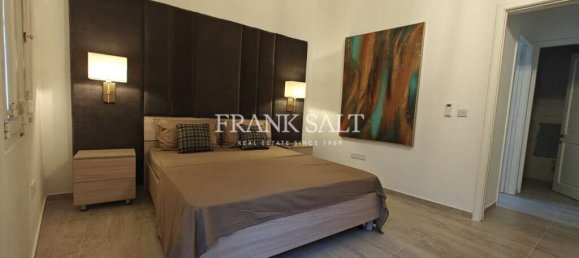 2 bedrooms Townhouse in Senglea, Malta No. 6410 4