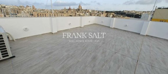 2 bedrooms Townhouse in Senglea, Malta No. 6410 3