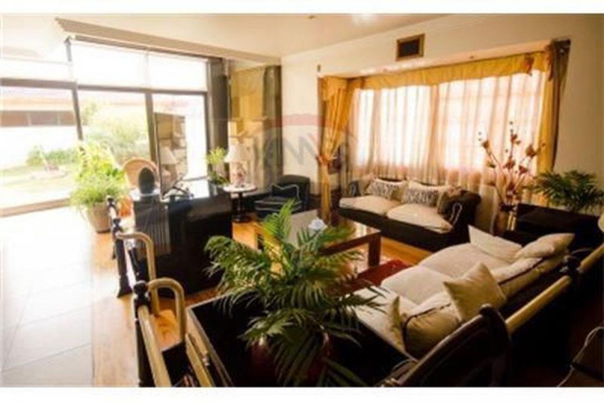 4 bedrooms House in Buenos Aires, Argentina No. 74573