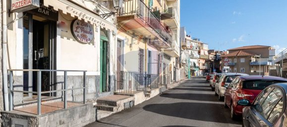 2 rooms Commercial property in Aci Castello, Italy No. 52991 9