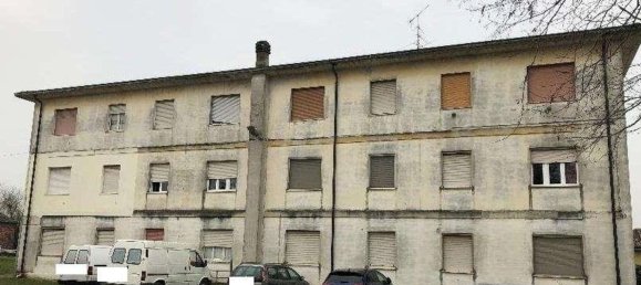 3 rooms Apartment in Ospedaletto Lodigiano, Italy No. 85049 14