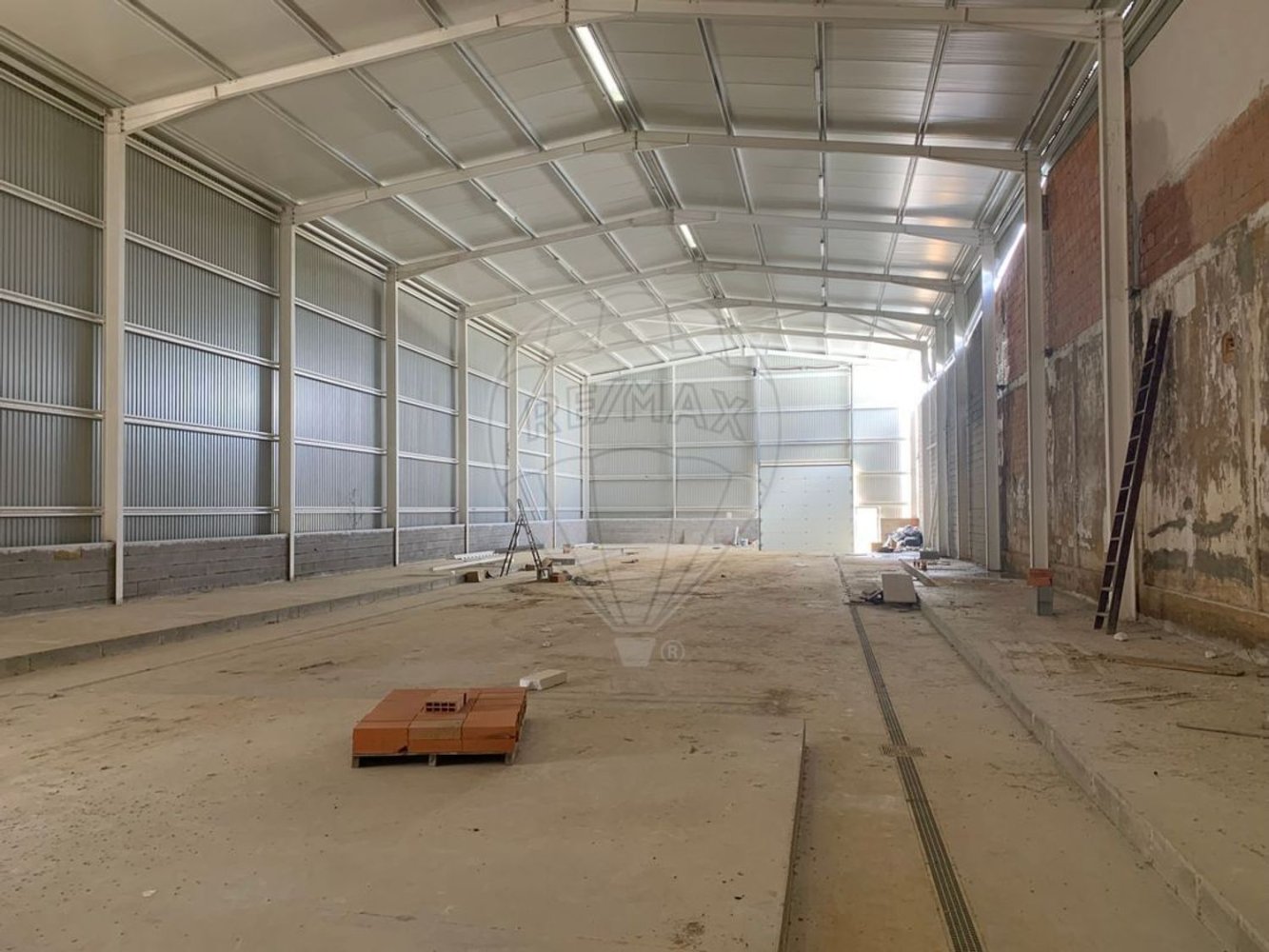  مستودع في Sangalhos, Portugal 5914متر مربع رقم 19269