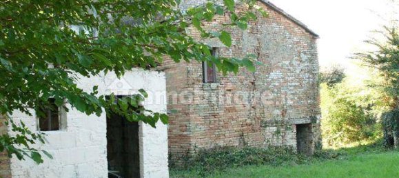 4 bedrooms House in Castelleone di Suasa, Italy No. 83309 8