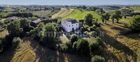 4 bedrooms House in Castelleone di Suasa, Italy No. 83309 3