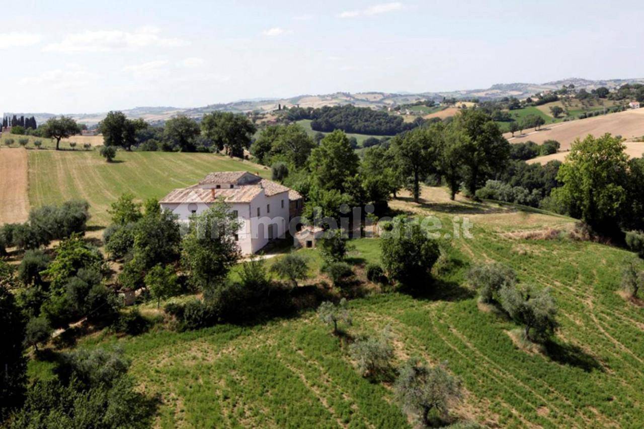 4 bedrooms House in Castelleone di Suasa, Italy No. 83309