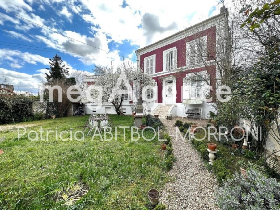 5 Schlafzimmer Haus in Neuilly-Plaisance, France, Nr. 336440