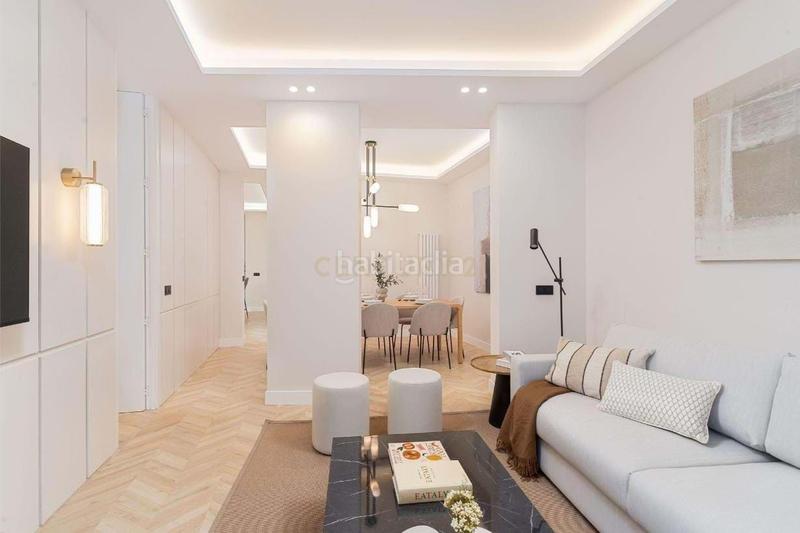 3 bedrooms Apartment in Madrid, Spain No. 125048