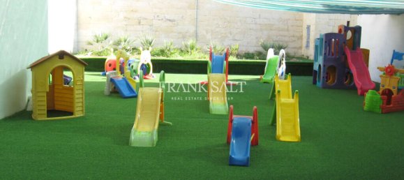 428m² Office in Birkirkara, Malta No. 13278 2