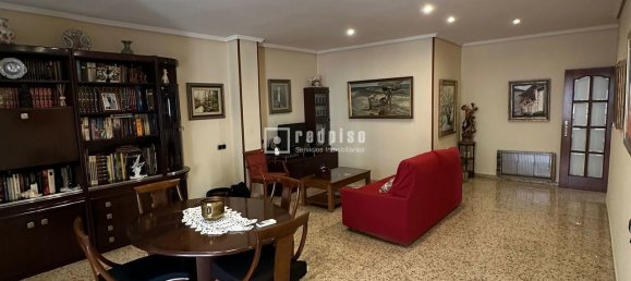 3 bedrooms Apartment in Valencia, Spain No. 143431 2