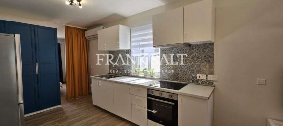 Penthouse T1 em Xlendi, Malta N.º 6001 15