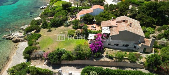 5 Schlafzimmer Villa in La Maddalena, Italy, Nr. 261703 3