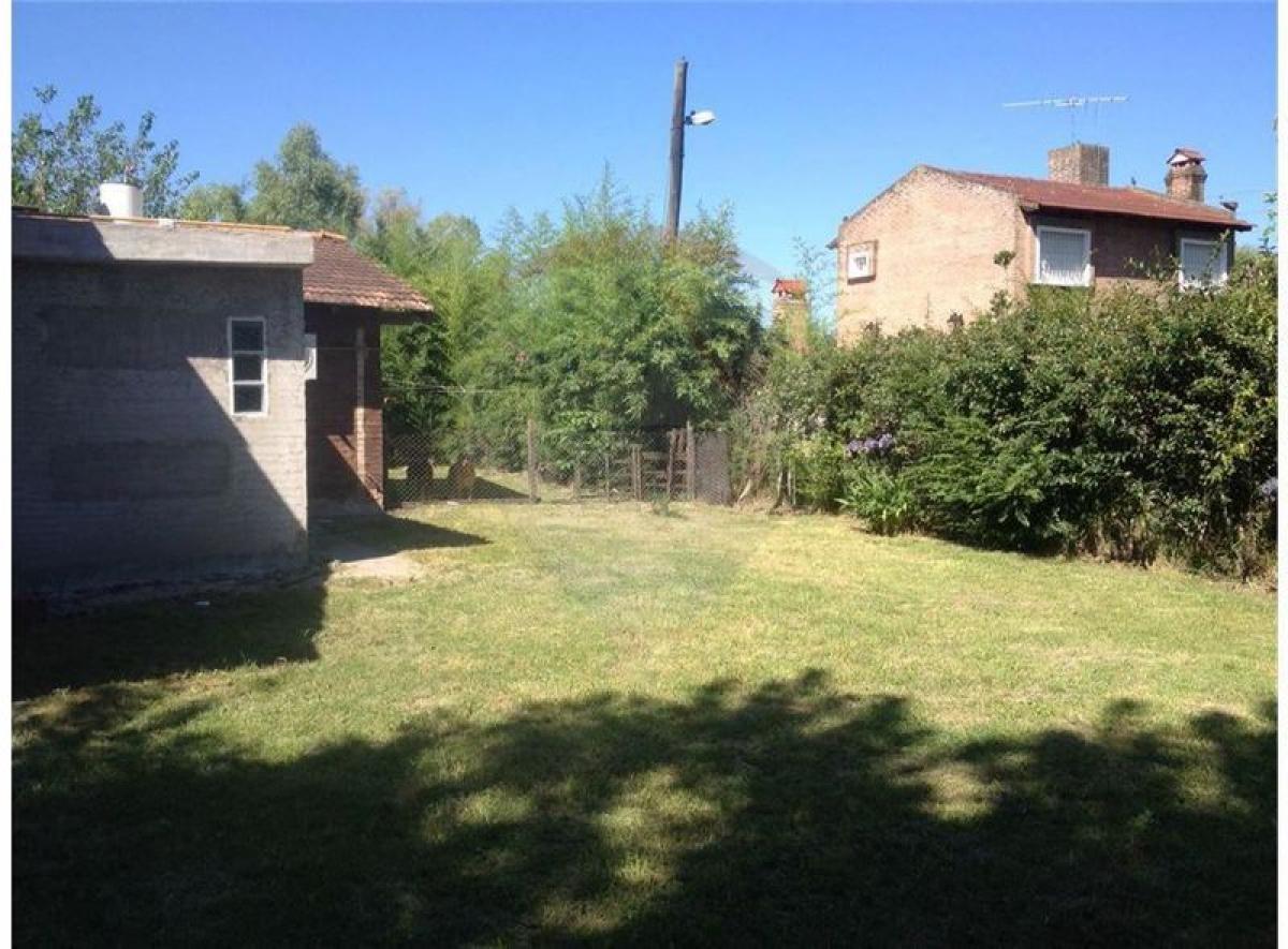 Grundstück in Ezeiza, Argentina 200m², Nr. 46076