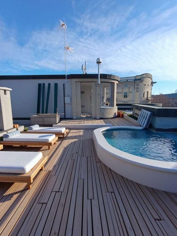 5-Zimmer Penthouse in Novara, Italy, Nr. 120812