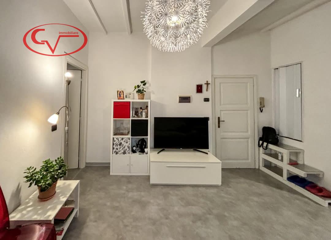 4 rooms Apartment in Terranuova Bracciolini, Italy No. 234085