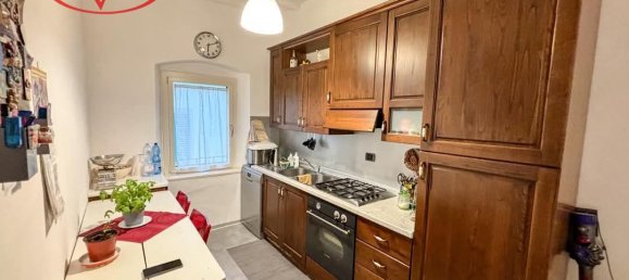 4 rooms Apartment in Terranuova Bracciolini, Italy No. 234085 3