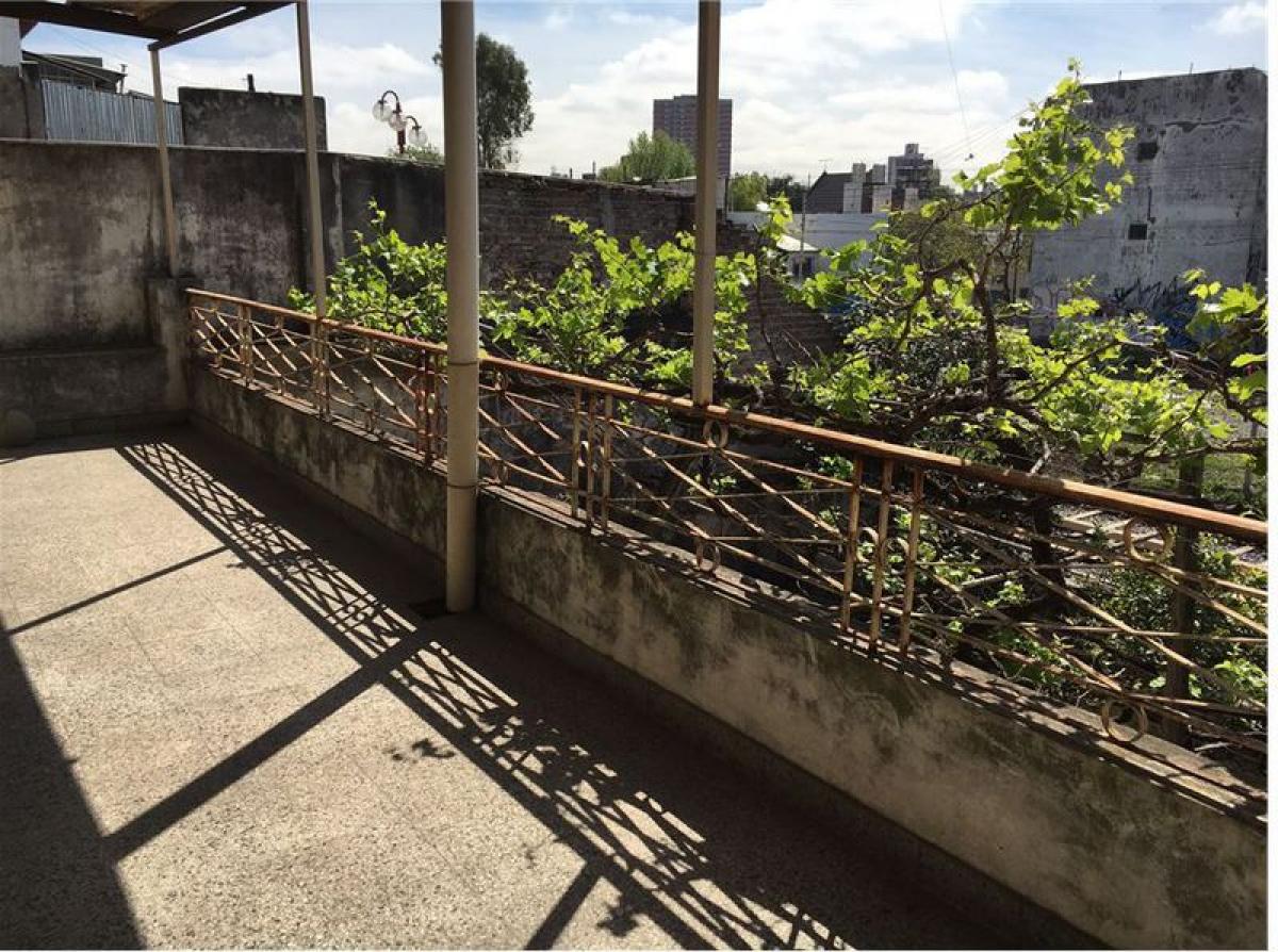 4 bedrooms House in Buenos Aires, Argentina No. 77887