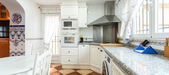 4 bedrooms Villa in Denia, Spain No. 13198 7