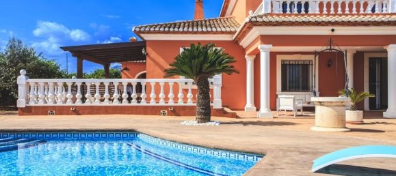 4 bedrooms Villa in Denia, Spain No. 13198 3