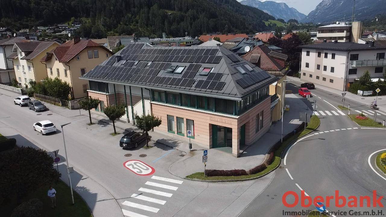 313m² Office in Bischofshofen, Austria No. 220852