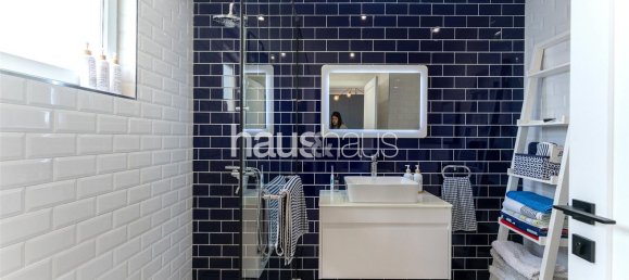 Villa de 5 dormitorios en Dubai Investment Park, UAE No. 98521 18