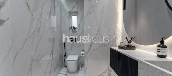 Villa de 5 dormitorios en Dubai Investment Park, UAE No. 98521 10