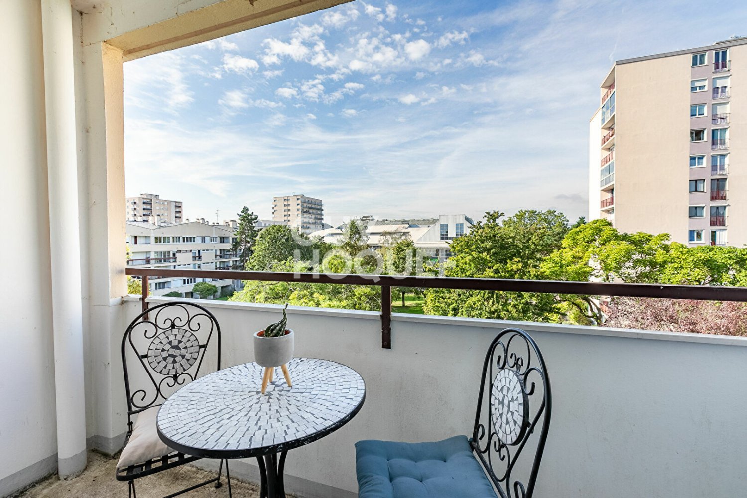 3 bedrooms Apartment in Compiegne, France No. 159994