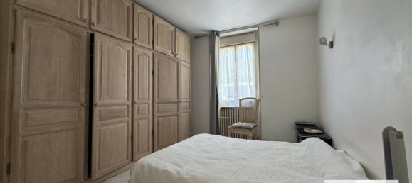 6 bedrooms House in Checy, France No. 307957 14