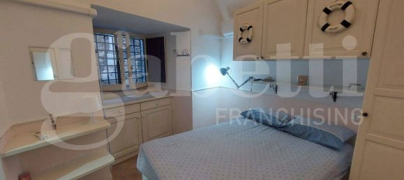 1 bedroom Apartment in Gaeta, Italy No. 133008 2
