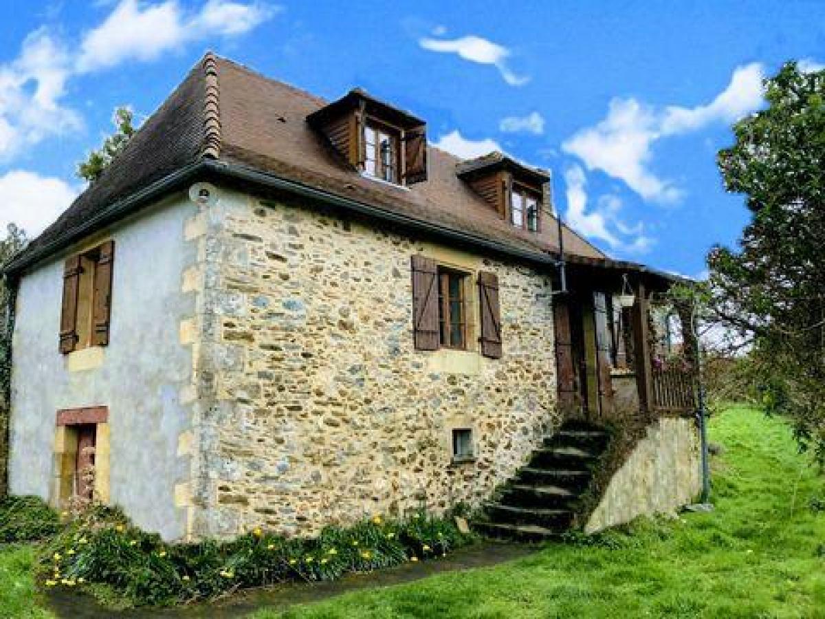 2 bedrooms House in Sarrazac, France No. 4615