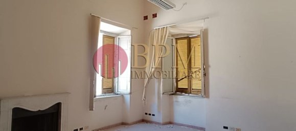 20 rooms Apartment in Livorno, Italy No. 275099 9