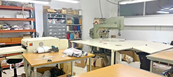 1294m² Warehouse in Vigo, Spain No. 38473 20