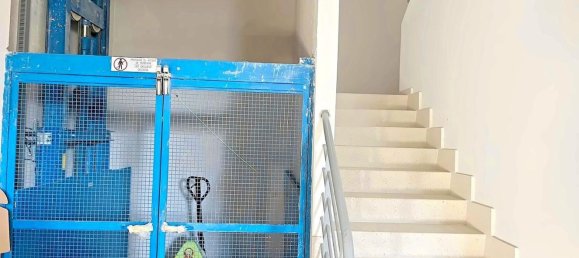 1294m² Warehouse in Vigo, Spain No. 38473 37