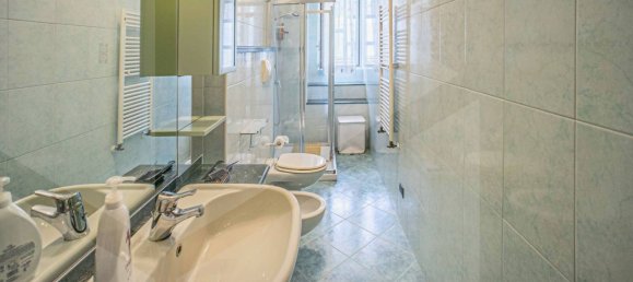 4 rooms Apartment in Bari, Italy No. 34309 11