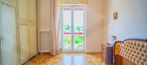 4 rooms Apartment in Bari, Italy No. 34309 15