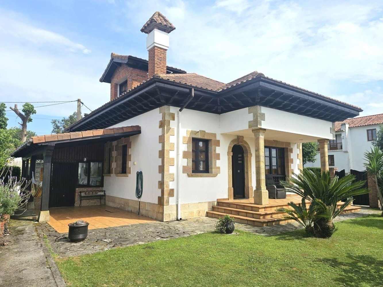 Casa de 4 dormitorios en Cantabria, Spain No. 163852