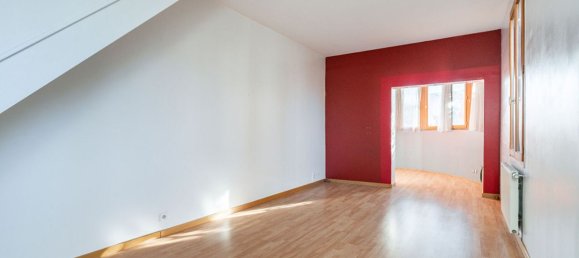 3 bedrooms House in Colombes, France No. 177273 5