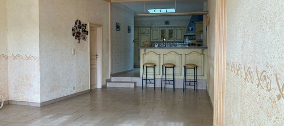 4 bedrooms House in Villaines-la-Juhel, France No. 357643 7