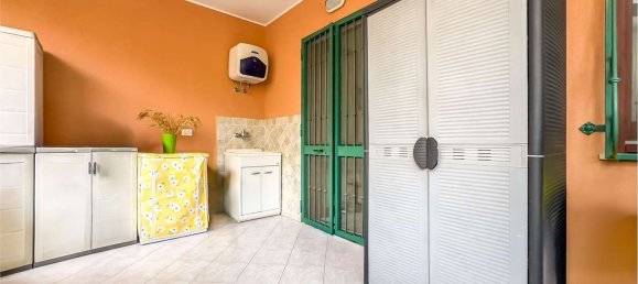 2غرفة شقة في Quartu Sant'Elena, Italy رقم 23708 13