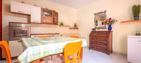 2غرفة شقة في Quartu Sant'Elena, Italy رقم 23708 5