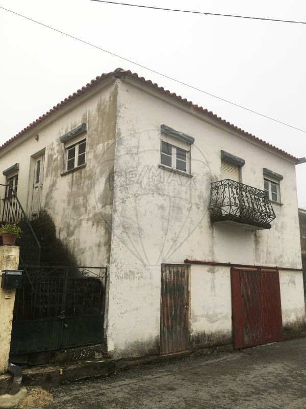 3 bedrooms House in Lousa, Portugal No. 43097